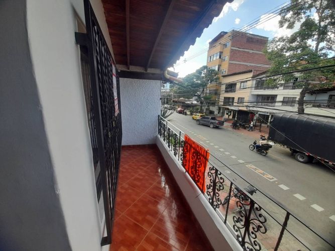 Apartamento de 4 alcobas en arriendo en Santa Fe, Medellín, 166 m² · foto 22 de 23