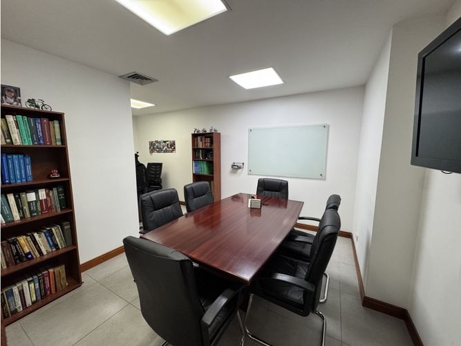 Oficina en venta en Santa María De Los Ángeles, Medellín, 135 m² · foto 19 de 21