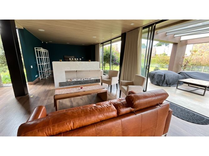 Casa de 4 alcobas en venta en Las Palmas, Envigado, 440 m² · foto 10 de 24