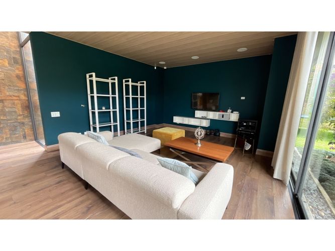 Casa de 4 alcobas en venta en Las Palmas, Envigado, 440 m² · foto 12 de 24