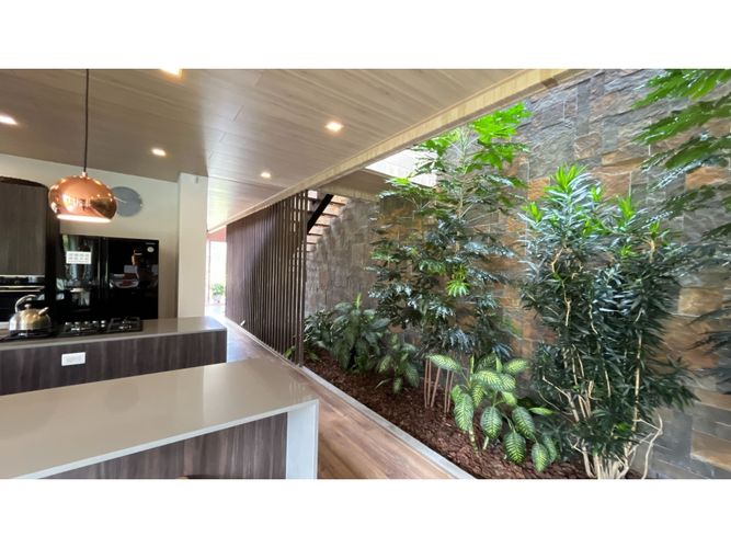 Casa de 4 alcobas en venta en Las Palmas, Envigado, 440 m² · foto 19 de 24