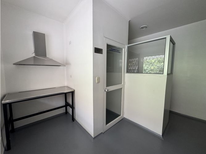 Casa de 10 alcobas en venta en Patio Bonito, Medellín, 535 m² · foto 5 de 24