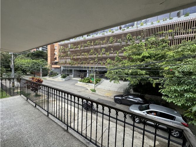 Casa de 10 alcobas en venta en Patio Bonito, Medellín, 535 m² · foto 8 de 24