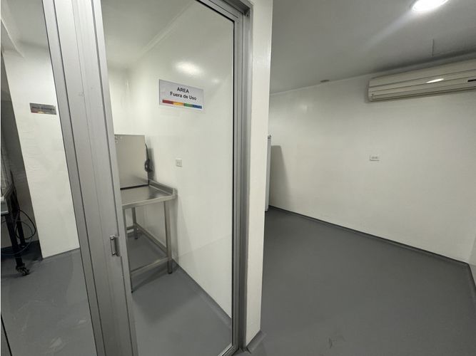 Casa de 10 alcobas en venta en Patio Bonito, Medellín, 535 m² · foto 16 de 24