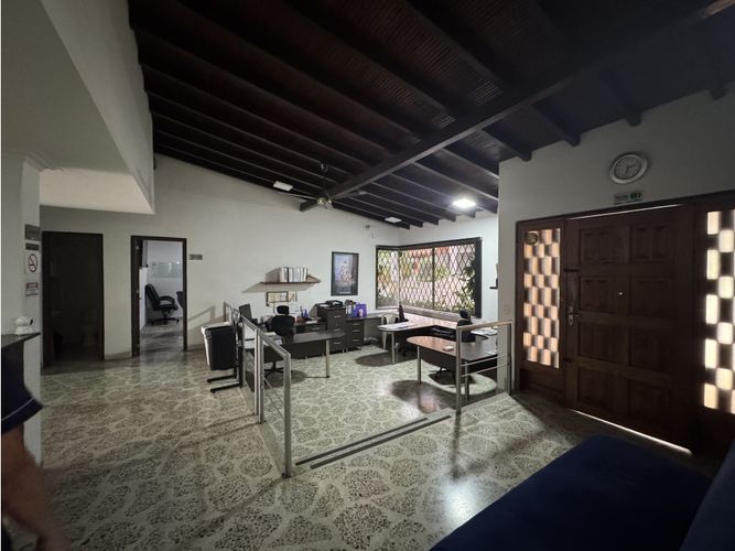 Casa de 10 alcobas en venta en Patio Bonito, Medellín, 535 m² · foto 21 de 24