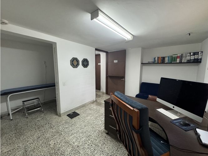 Casa de 10 alcobas en venta en Patio Bonito, Medellín, 535 m² · foto 24 de 24