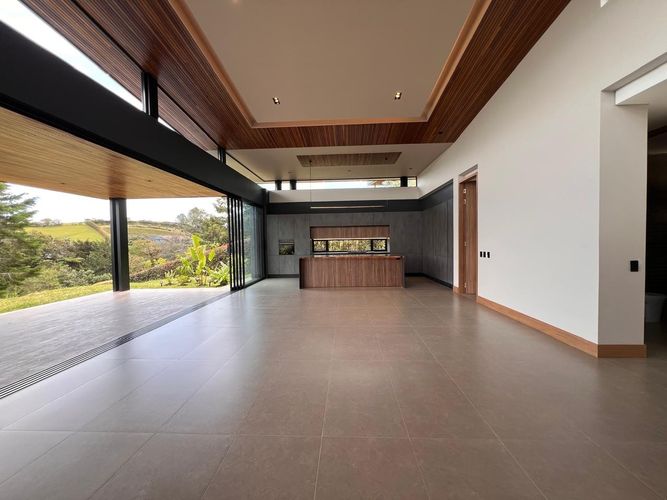 Casa de 3 alcobas en venta en El Carmen De Viboral, La Ceja, 366 m² · foto 3 de 20