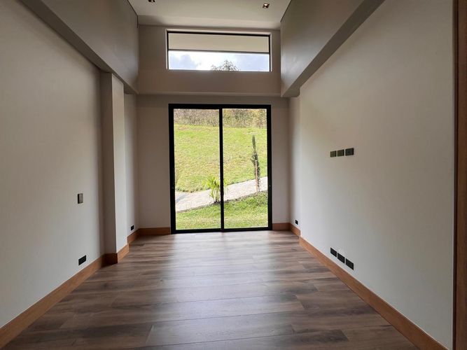 Casa de 3 alcobas en venta en El Carmen De Viboral, La Ceja, 366 m² · foto 8 de 20