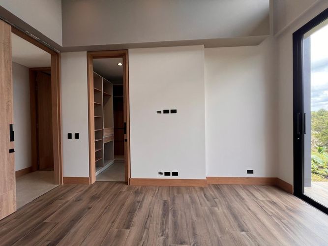 Casa de 3 alcobas en venta en El Carmen De Viboral, La Ceja, 366 m² · foto 10 de 20