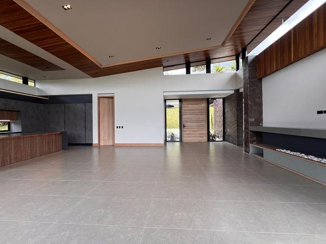 Casa de 3 alcobas en venta en El Carmen De Viboral, La Ceja, 366 m² · foto 7 de 20