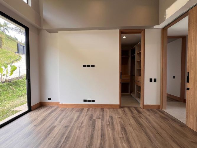 Casa de 3 alcobas en venta en El Carmen De Viboral, La Ceja, 366 m² · foto 12 de 20