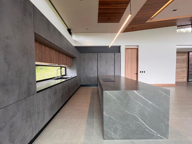 Casa de 3 alcobas en venta en El Carmen De Viboral, La Ceja, 366 m² · foto 5 de 20