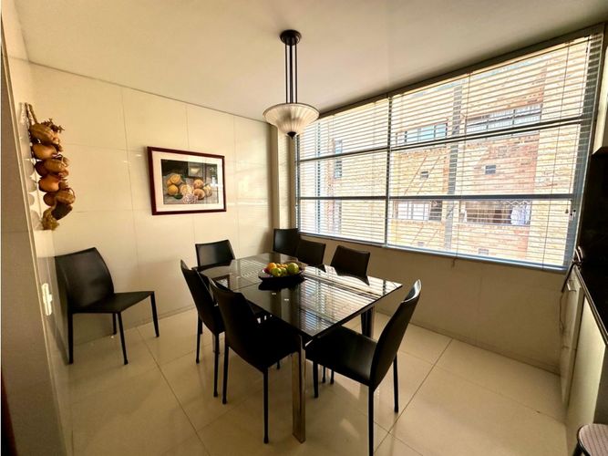 Apartamento en venta en Los Rosales, Bogotá · foto 12 de 24