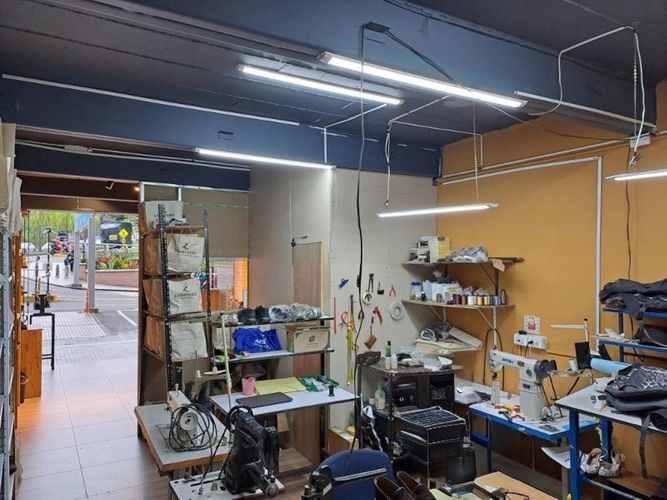 Local en venta en El Poblado, Medellín, 90 m² · foto 4 de 4