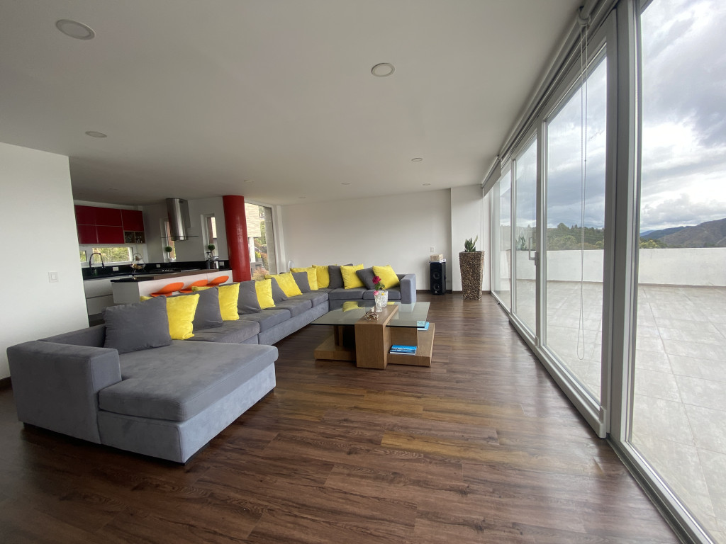 Casa en venta en El Libano, La Calera · foto 4 de 24