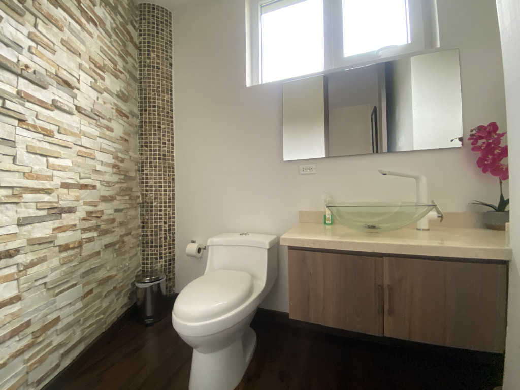 Casa en venta en El Libano, La Calera · foto 6 de 24
