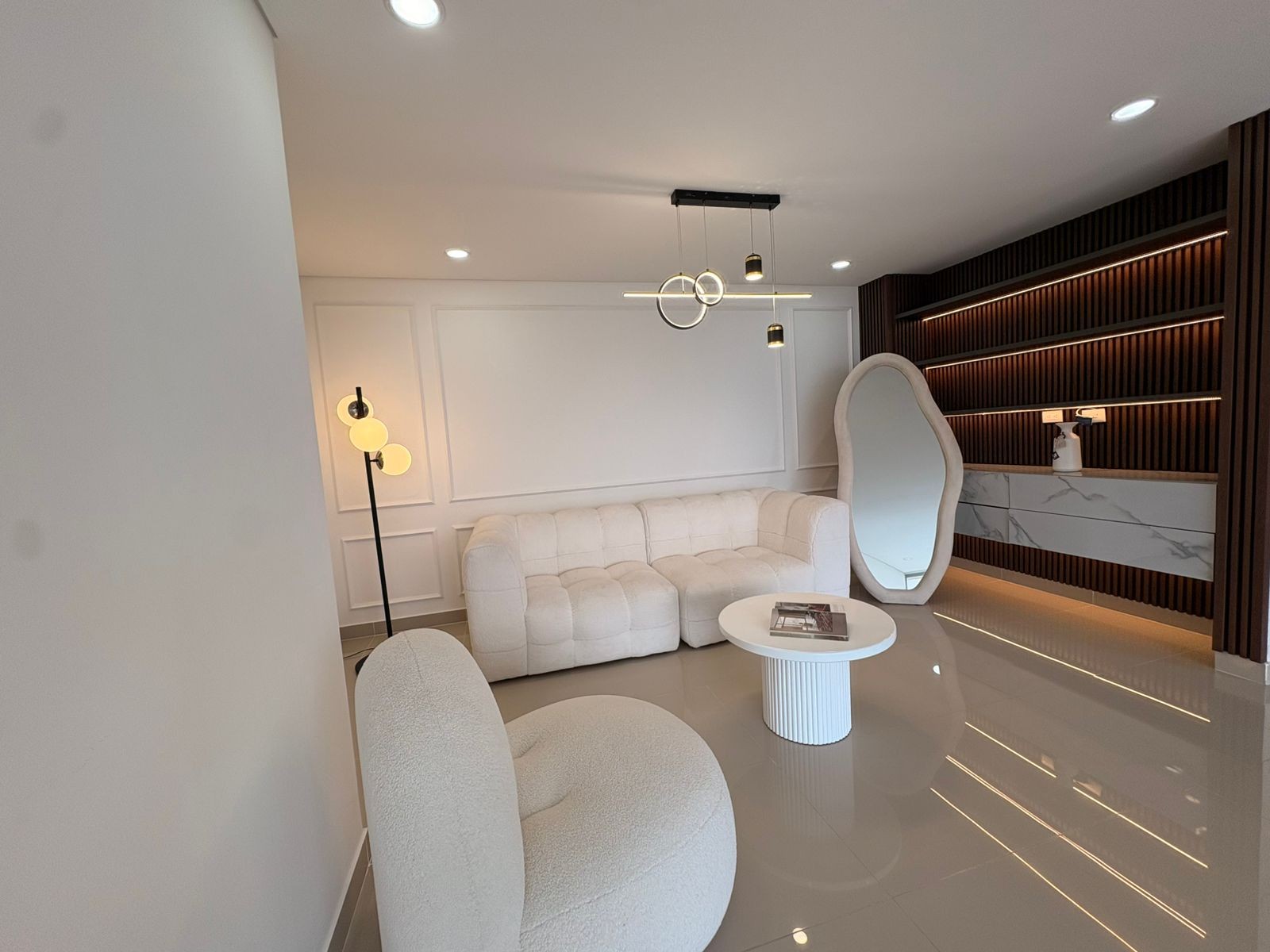 Apartamento en arriendo en El Poblado, Medellín · foto 4 de 20