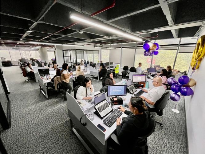 Oficina en arriendo en Las Palmas, Medellín, 221 m² · foto 3 de 10