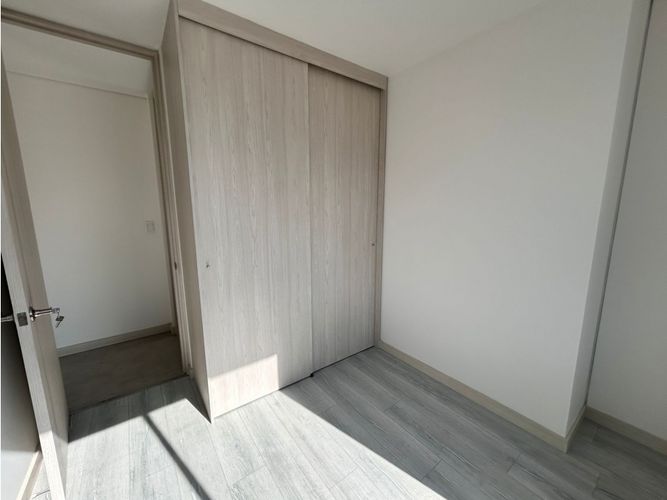 Apartamento de 3 alcobas en venta en Estadio, Medellín, 75 m² · foto 13 de 14