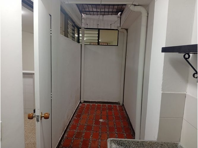 Casa de 4 alcobas en venta en Enciso, Medellín, 147 m² · foto 6 de 18
