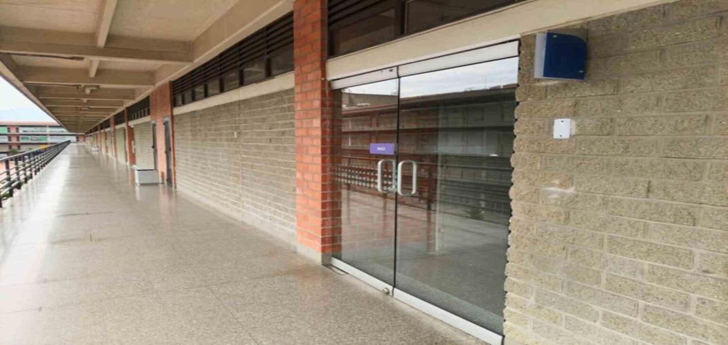 Local en arriendo en Olaya Herrera, Medellín, 463 m² · foto 7 de 8