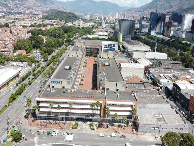 Local en arriendo en Olaya Herrera, Medellín, 463 m² · foto 8 de 8