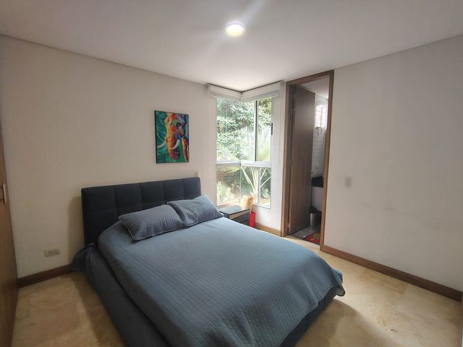 Apartamento de 3 alcobas en arriendo en El Poblado, Medellín, 125 m² · foto 3 de 19