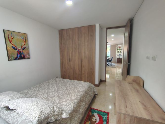 Apartamento de 3 alcobas en arriendo en El Poblado, Medellín, 125 m² · foto 7 de 19