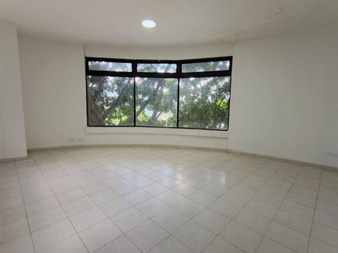 Local en arriendo en Los Angeles, Medellín, 700 m² · foto 14 de 24