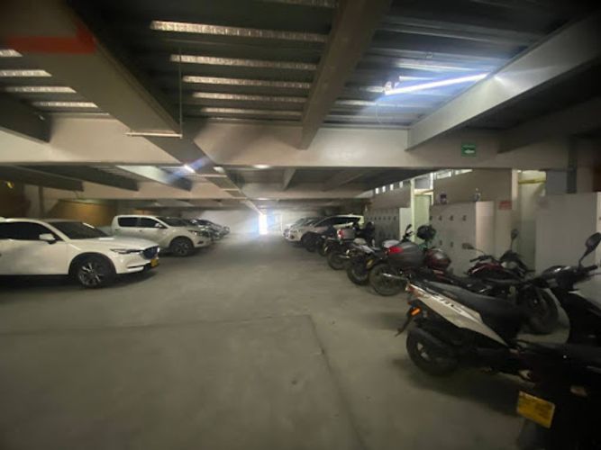 Oficina en arriendo en Centro, Rionegro, 500 m² · foto 3 de 12