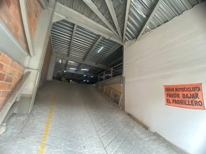 Oficina en arriendo en Centro, Rionegro, 500 m² · foto 4 de 12