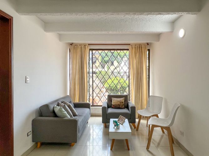 Casa de 4 alcobas en venta en Departamental, Cali, 130 m² · foto 8 de 24