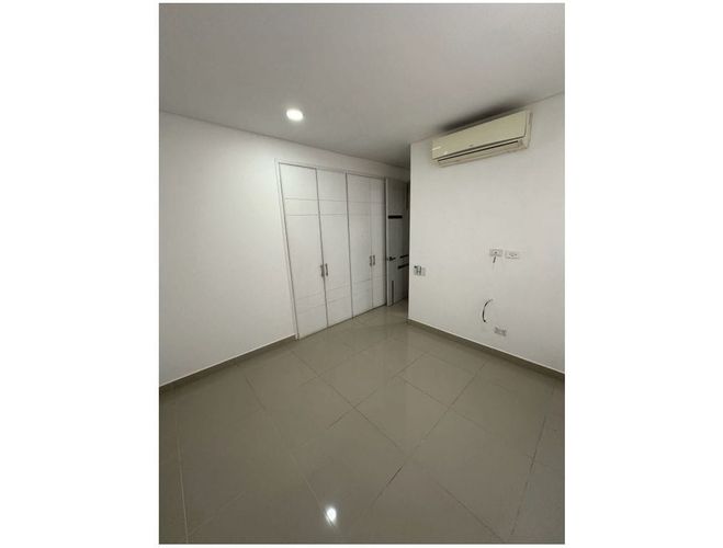 Casa de 3 alcobas en venta en Ciudad Jardin, Cali, 300 m² · foto 14 de 24