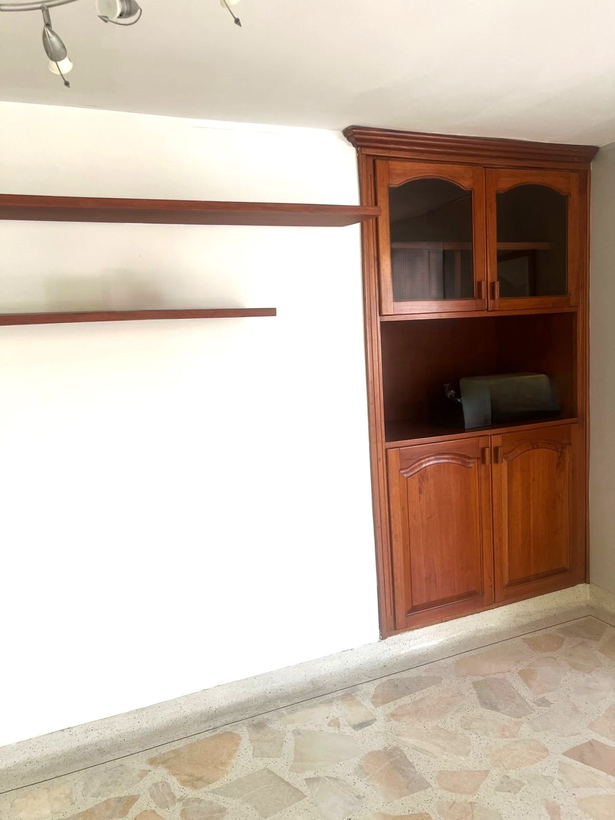 Casa en venta en Sector Lago Uribe, Pereira · foto 3 de 24