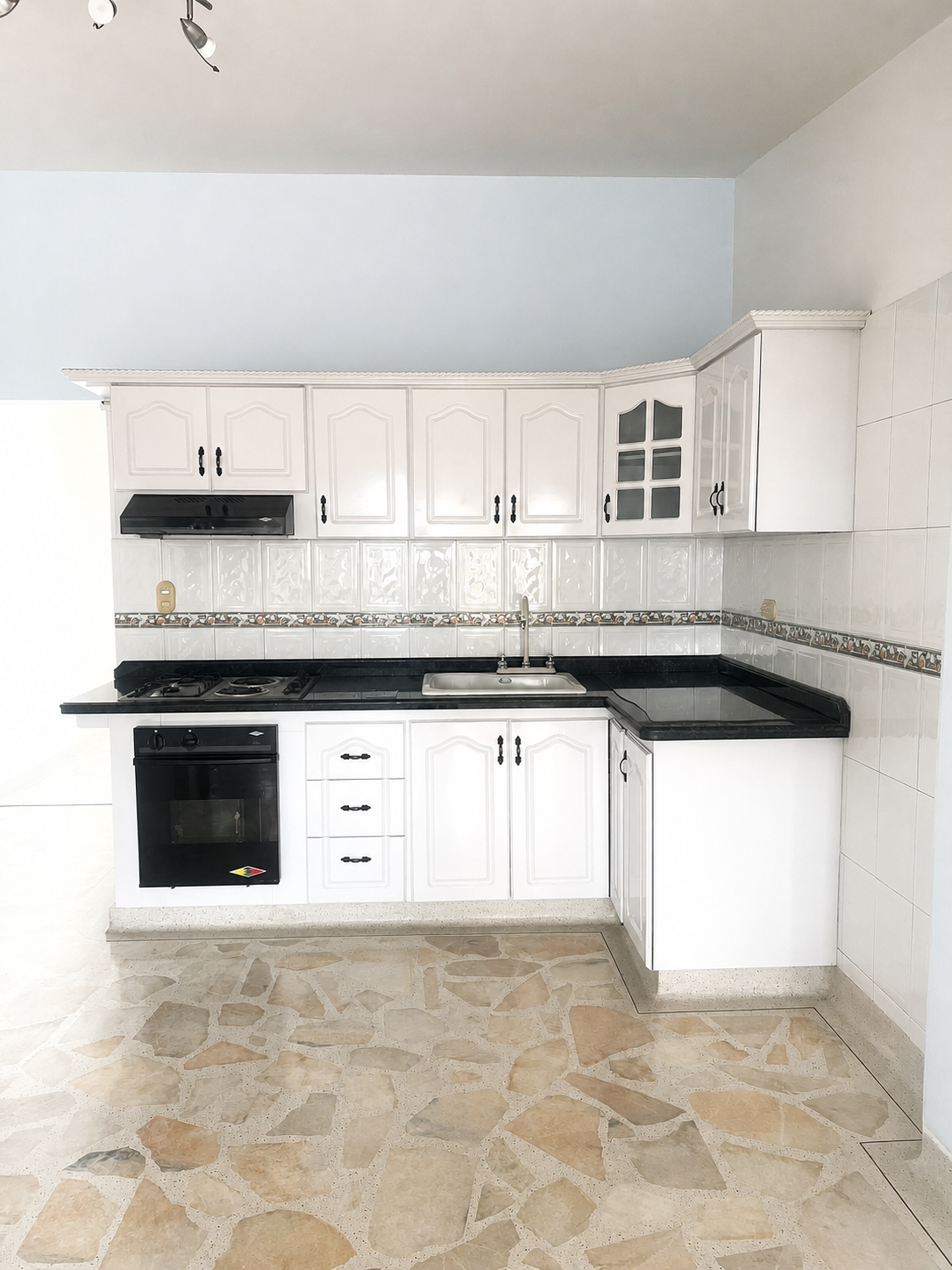 Casa en venta en Sector Lago Uribe, Pereira · foto 9 de 24