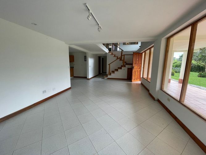 Finca en arriendo en El Carmen De Viboral, Rionegro, 300 m² · foto 4 de 7