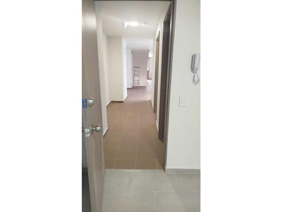 1BR Apartment in Calasanz (28 m²) - 3