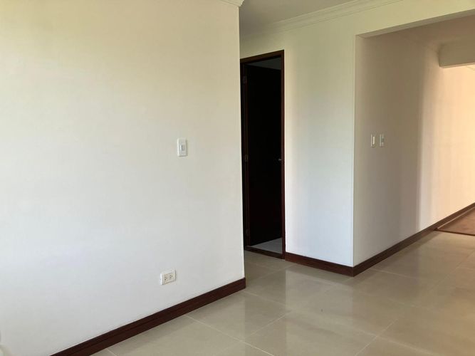 Apartamento de 3 alcobas en venta en Tejares Cristales, Cali, 142 m² · foto 8 de 24