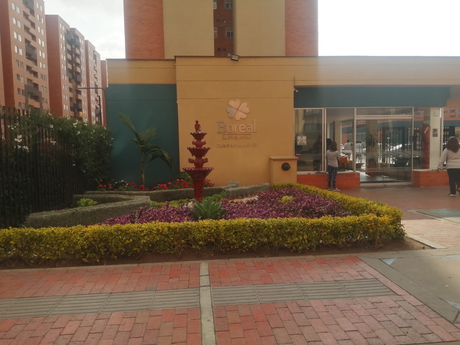 Apartamento en venta en Conjunto residencial boreal, Madrid 5