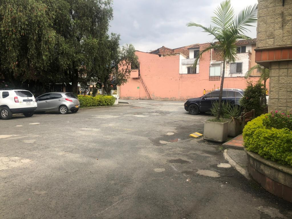 Warehouse for sale in Medellín