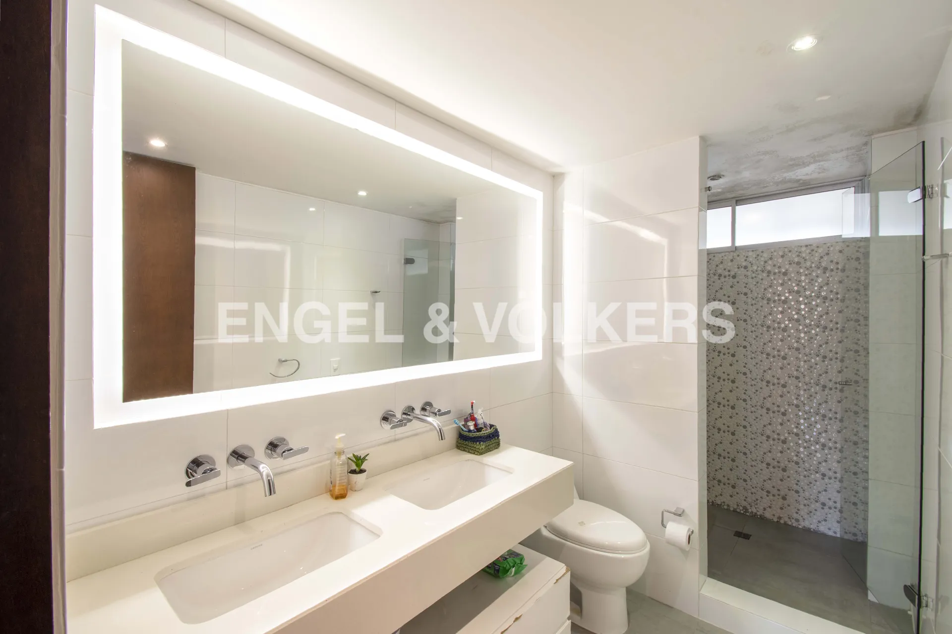 Apartamento en venta en Los Rosales, Bogotá · foto 16 de 17