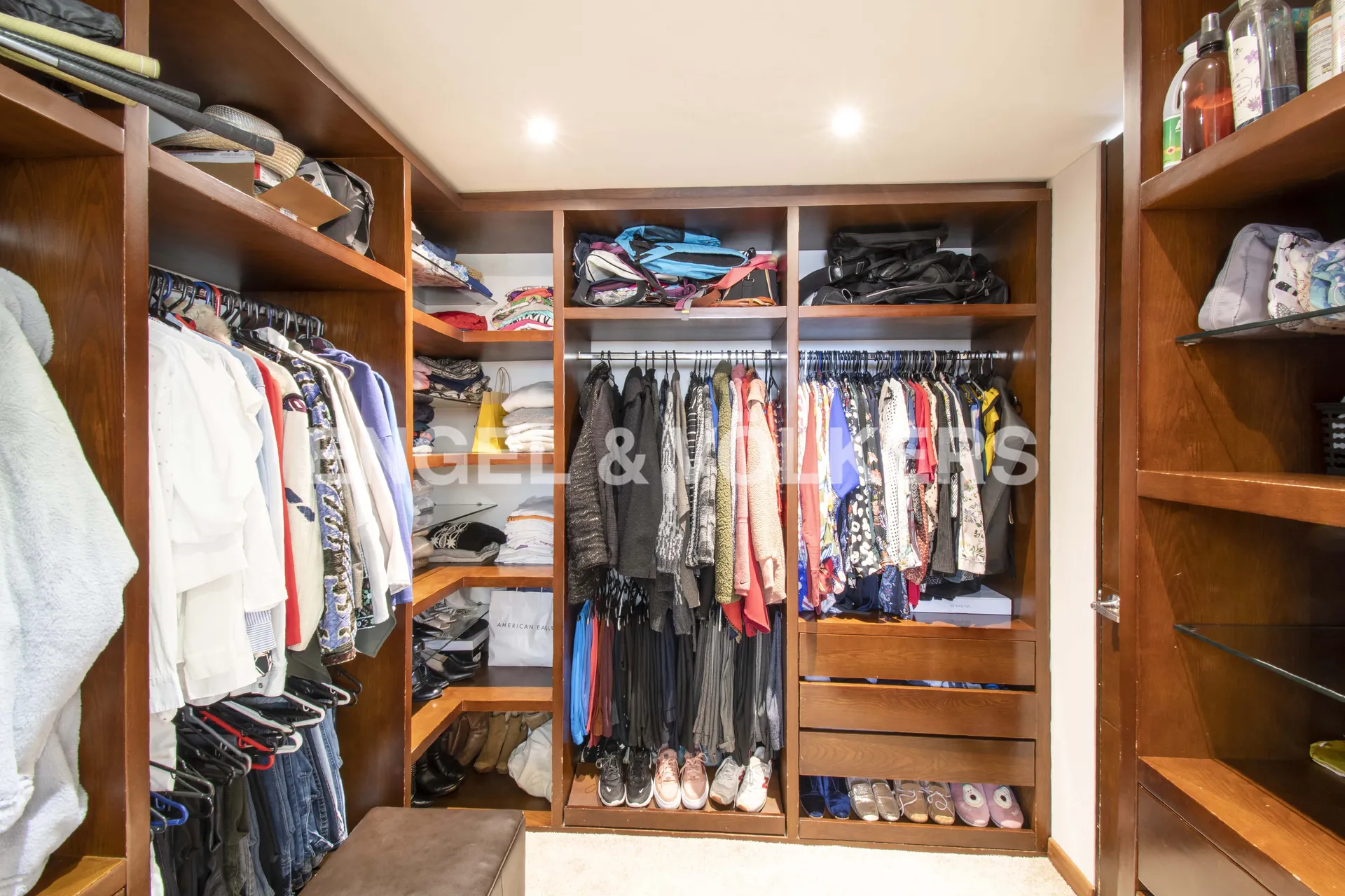 Apartamento en venta en Los Rosales, Bogotá · foto 12 de 17