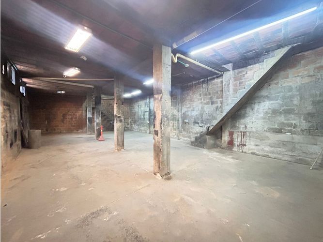 Bodega en venta en Cabecera San Antonio De Prado, Medellín, 263 m² · foto 9 de 13