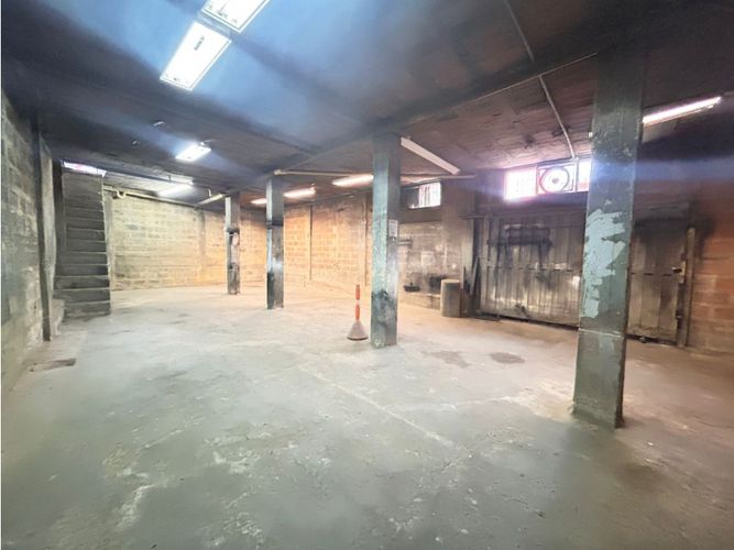Bodega en venta en Cabecera San Antonio De Prado, Medellín, 263 m² · foto 10 de 13