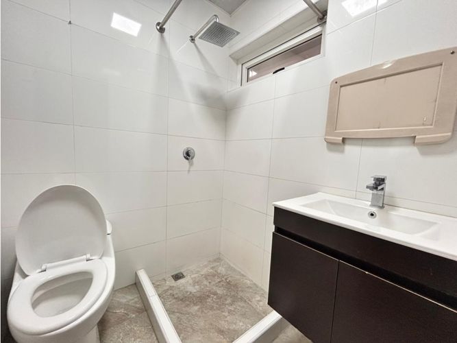Casa de 10 alcobas en venta en Prado, Medellín, 467 m² · foto 16 de 24
