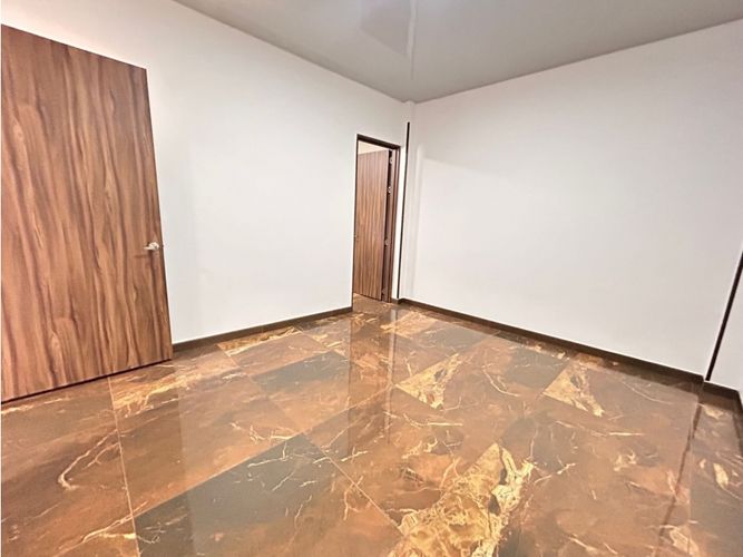 Casa de 10 alcobas en venta en Prado, Medellín, 467 m² · foto 22 de 24