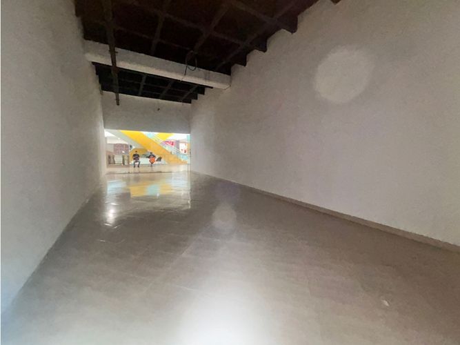 Local en venta en Pilsen, Itagüí, 60 m² · foto 4 de 9