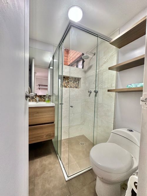 Apartamento de 3 alcobas en venta en Laureles, Medellín, 117 m² · foto 22 de 24