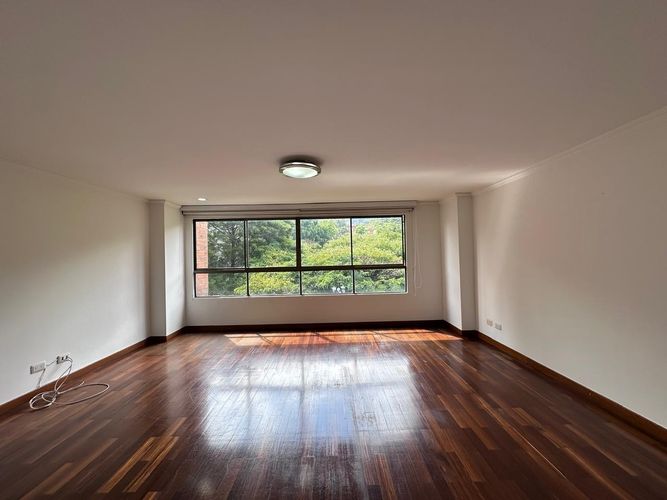 Apartamento de 3 alcobas en venta en Los Naranjos, Medellín, 276 m² · foto 14 de 17
