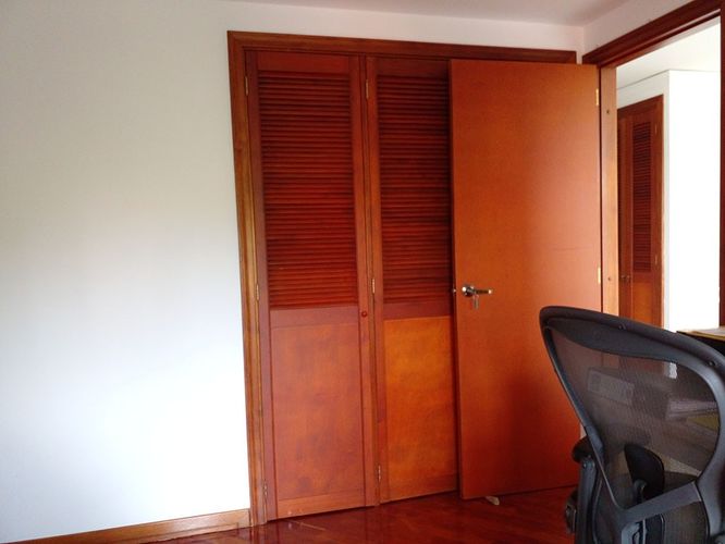 Apartamento de 3 alcobas en arriendo en El Poblado, Medellín, 187 m² · foto 13 de 18